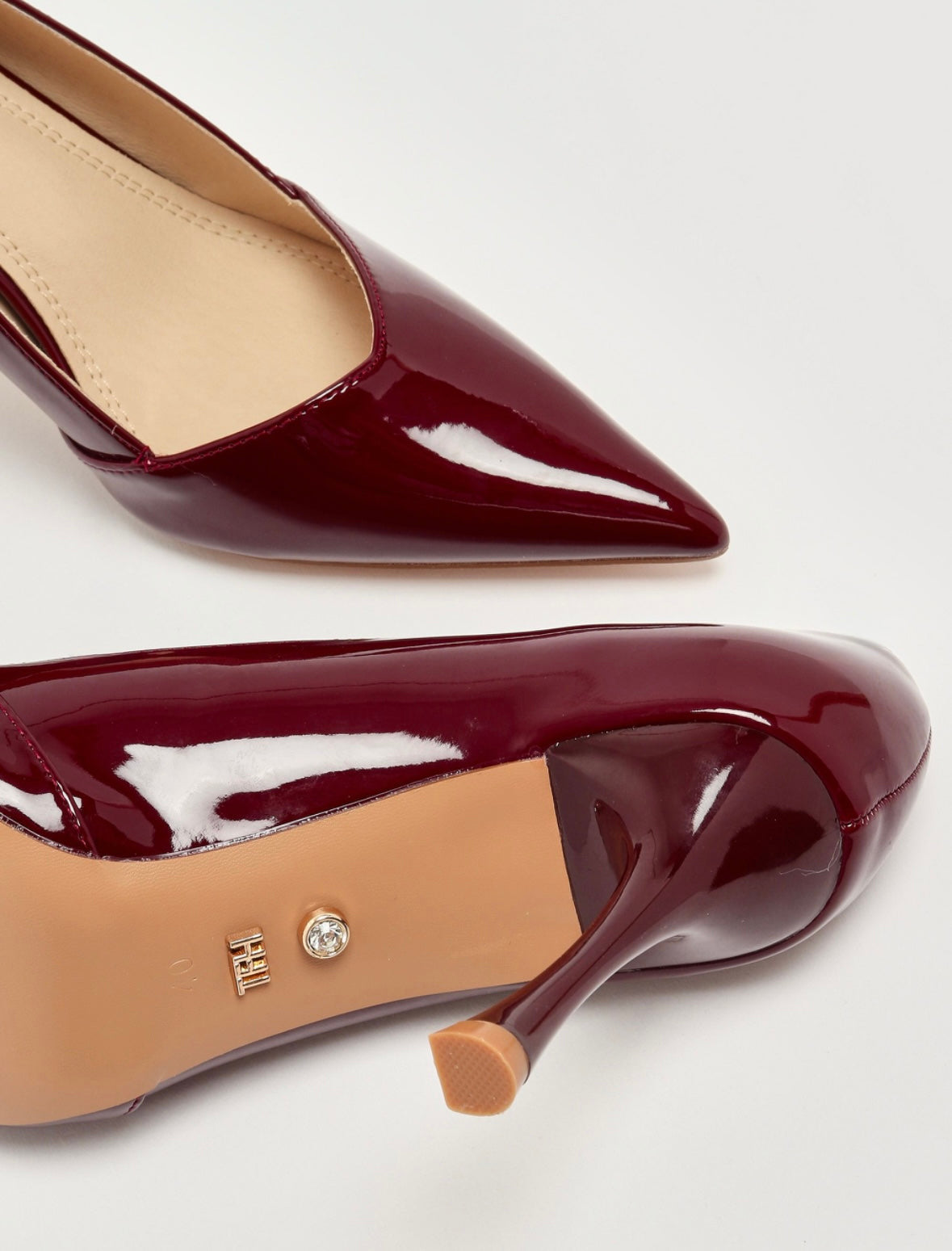 DÉCOLLETÉ REGOR PRUGNA